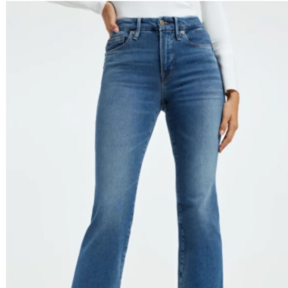 Good American Good Legs Cropped Mini Boot